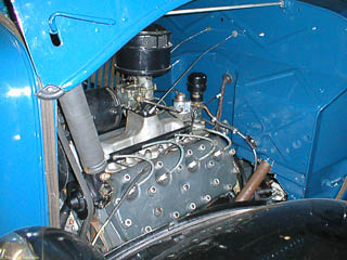 Stock looking 21 stud flathead engine in 1935 Ford pickup