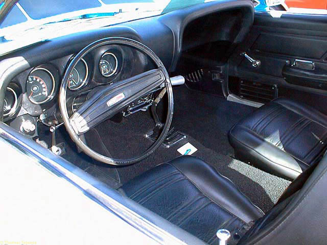 Boss 302 Mustang dash board and steering wheel