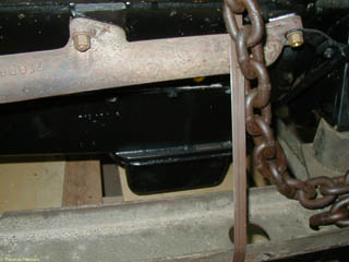 Exhaust manifold on right side of French flathead V8